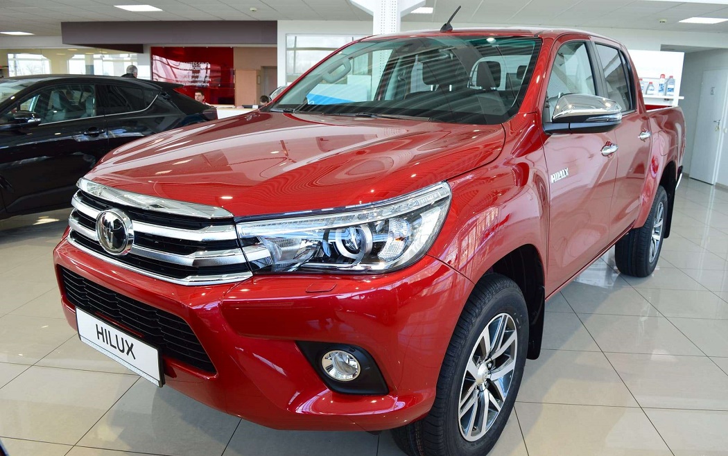 New 2018 Toyota Hilux Red - ECE Motors