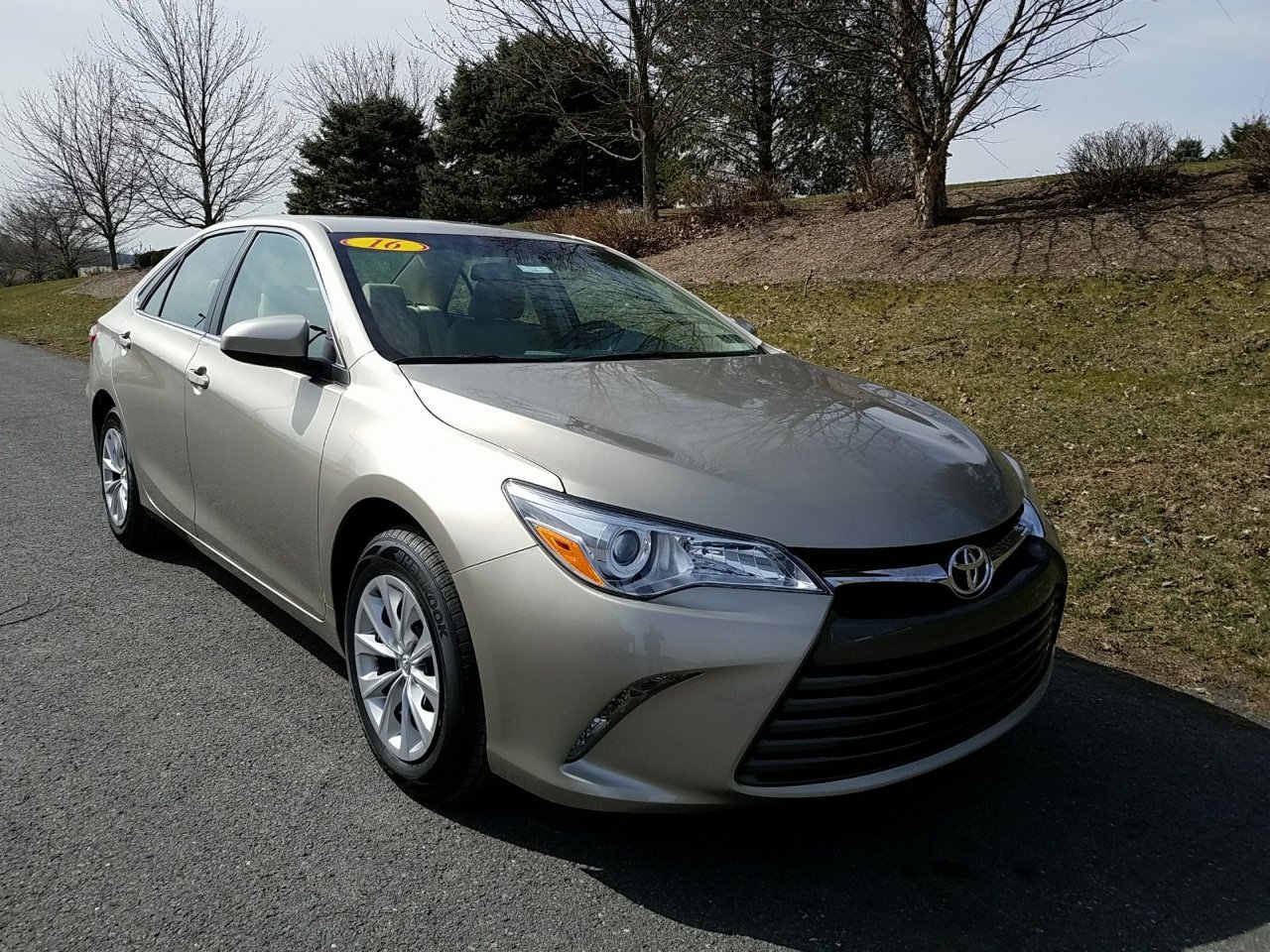 2016 Toyota Camry LE - ECE Motors camry with low mileage